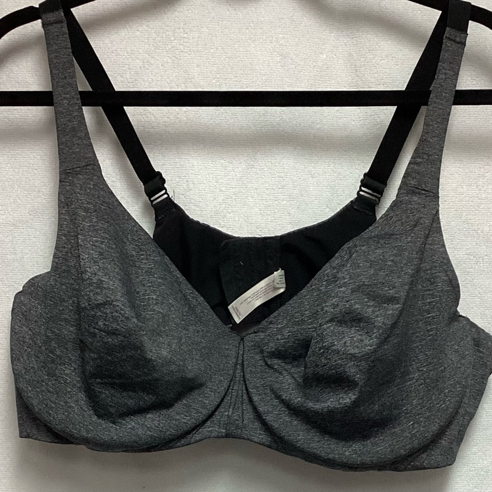 Cacique Gray and Black Full-Coverage tee shirt Bra with Adjustable Straps